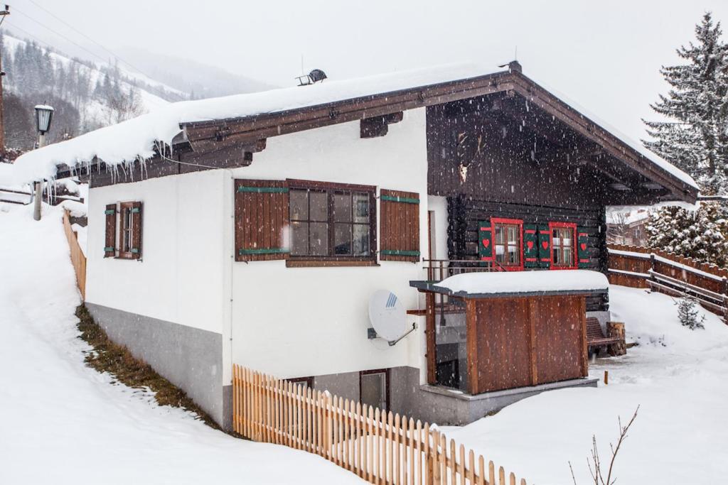 Chalet Appartement Alpenherz Saalbach-Hinterglemm Pokój zdjęcie